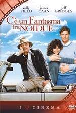 C'E' UN FANTASMA FRA NOI DUE