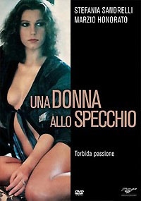 UNA DONNA ALLO SPECCHIO